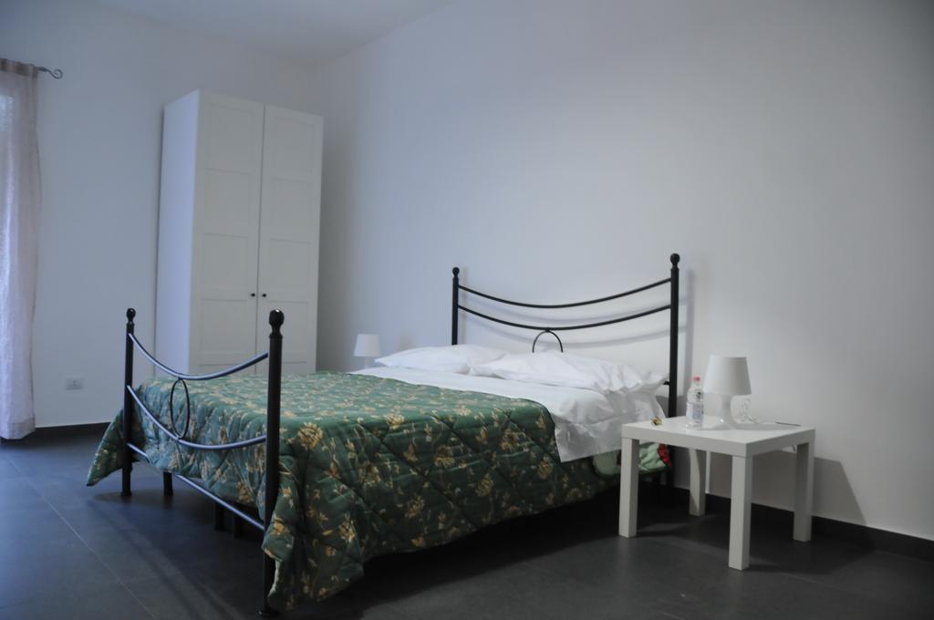 B&B Largo Barile Caltanissetta Eksteriør billede