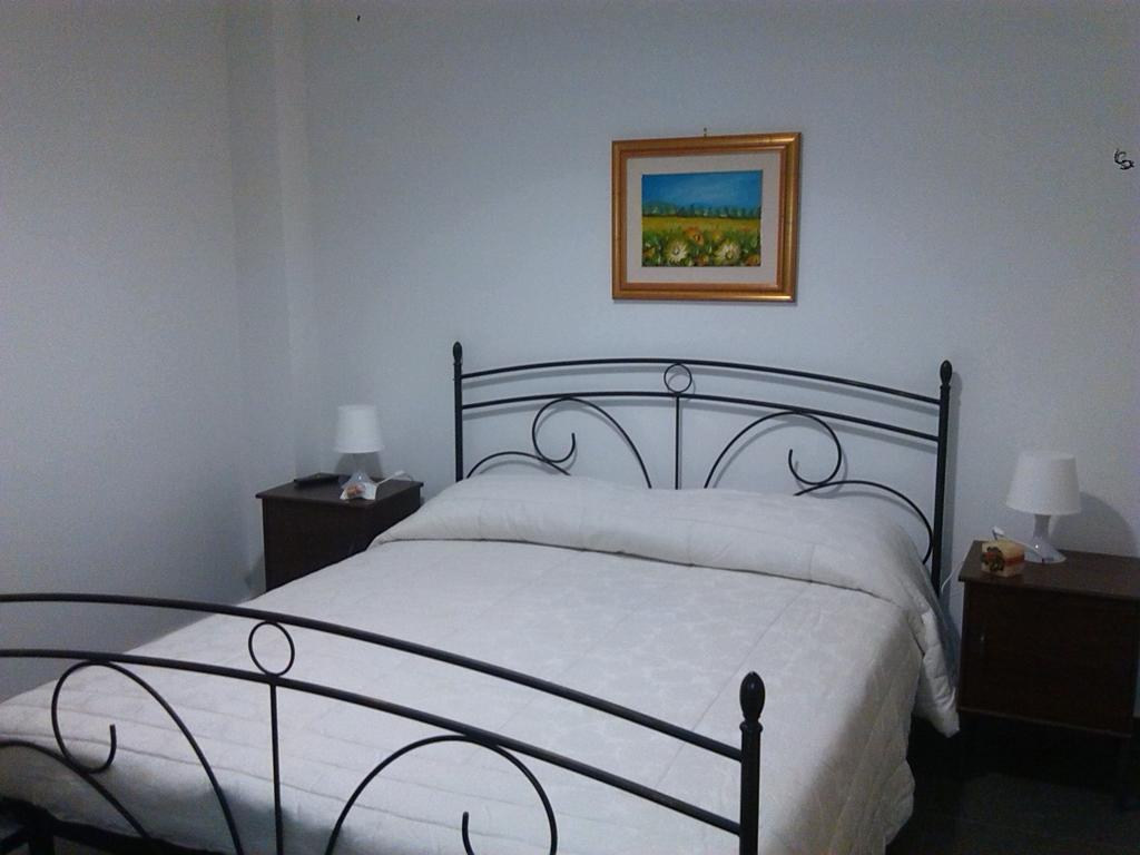 B&B Largo Barile Caltanissetta Værelse billede