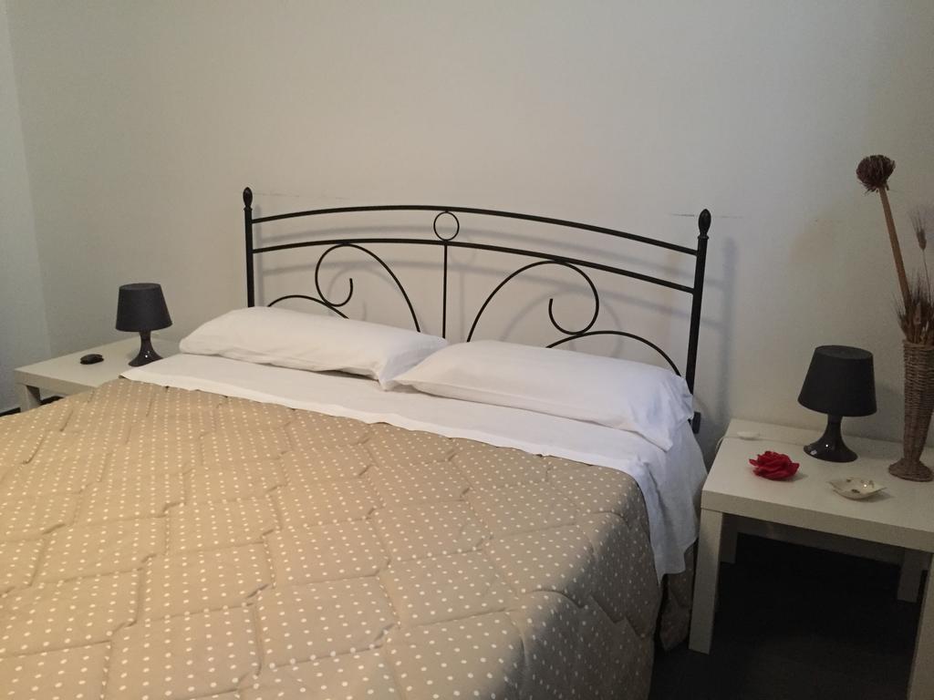 B&B Largo Barile Caltanissetta Eksteriør billede
